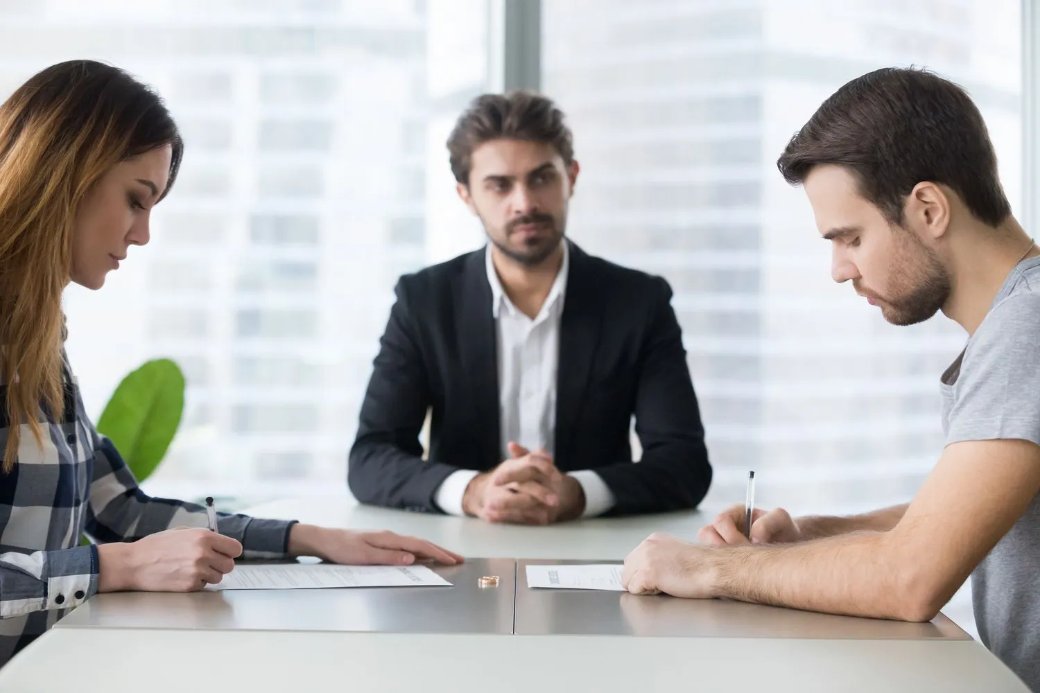 How EH Mediation Guides Couples Toward Fair and Balanced Outcomes Ashby-de-la-Zouch